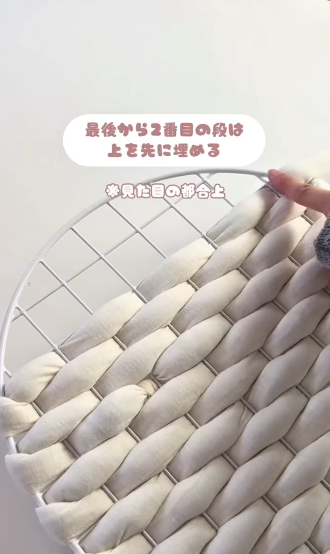 12蚊店神器自製「無痕洞洞板」！低成本DIY展示牆：公仔飾物全部掛得（附購物清單）