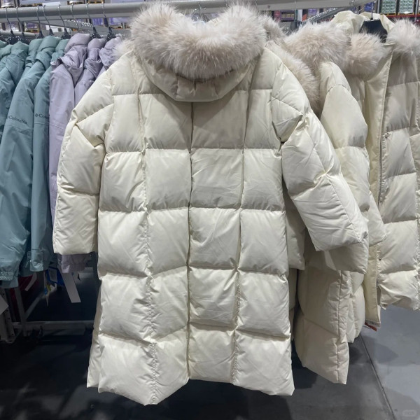 內地中產追捧「3大超市羽絨」掀代購潮 棄波司登羽絨名牌批高價低配