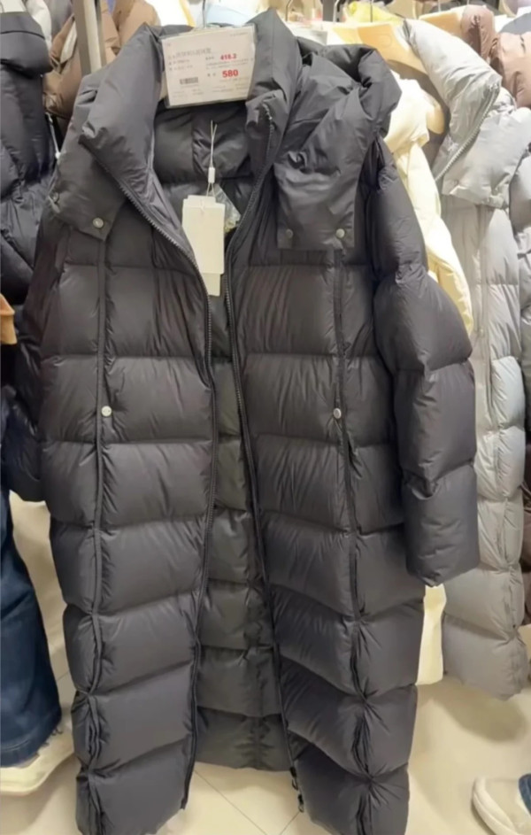 內地中產追捧「3大超市羽絨」掀代購潮 棄波司登羽絨名牌批高價低配