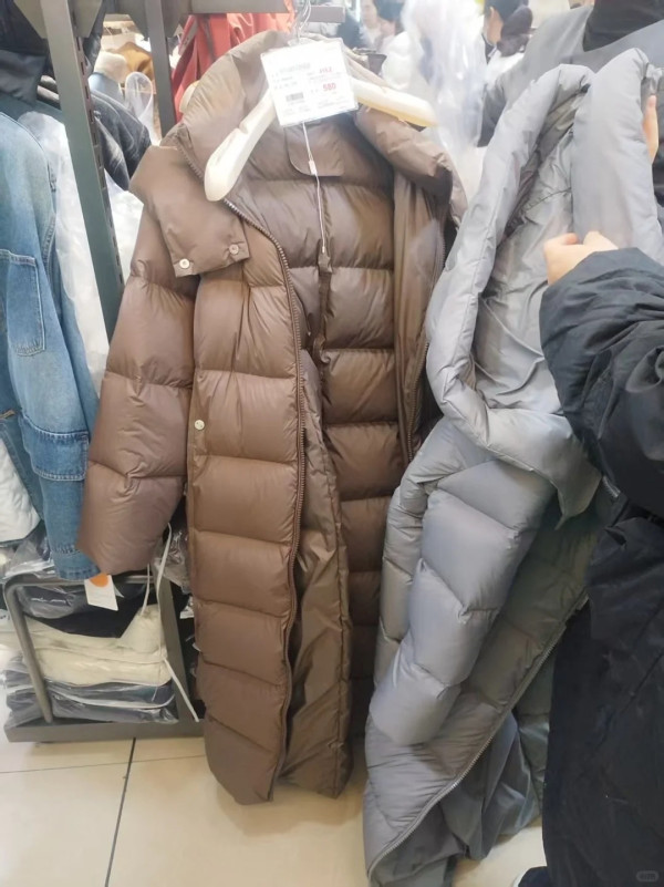 內地中產追捧「3大超市羽絨」掀代購潮 棄波司登羽絨名牌批高價低配