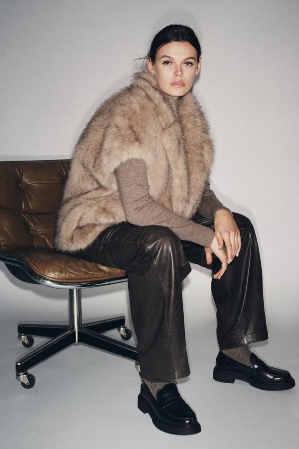 YSL樂福鞋近萬元難入手？ZARA神似款爆紅！不用$400買到 平原版逾20倍引熱議