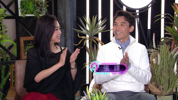 陳松伶首度回應姐弟戀婚姻兩大傳聞 竟將全副身家交由老公張鐸打理？