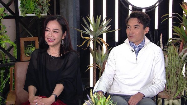 陳松伶首度回應姐弟戀婚姻兩大傳聞 竟將全副身家交由老公張鐸打理？