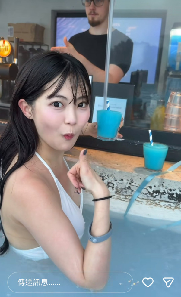 「TVB最後一位少女」飛冰島浸溫泉出浴 零度解放純白比堅尼晒身材畫面唯美