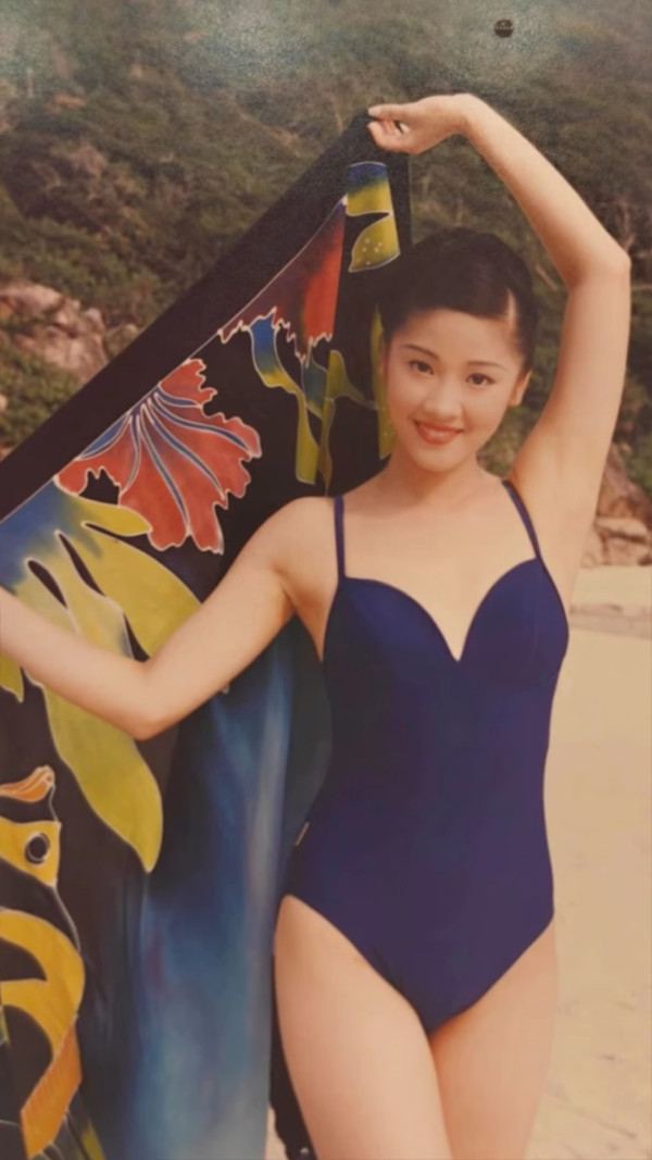 港姐冠軍升呢百億闊太激罕晒少女成長照！純天然靚足半世紀零走樣證明冇整容