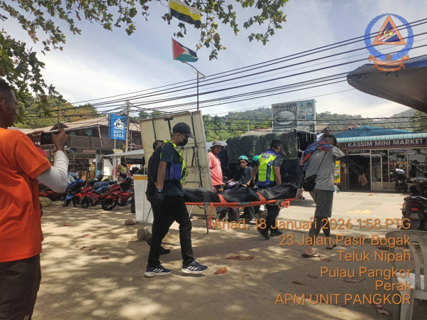 潛水勝地女遊客「面朝下」詭異漂浮 船夫跳海急救無效氣絕 專家籲出海必做5件事 