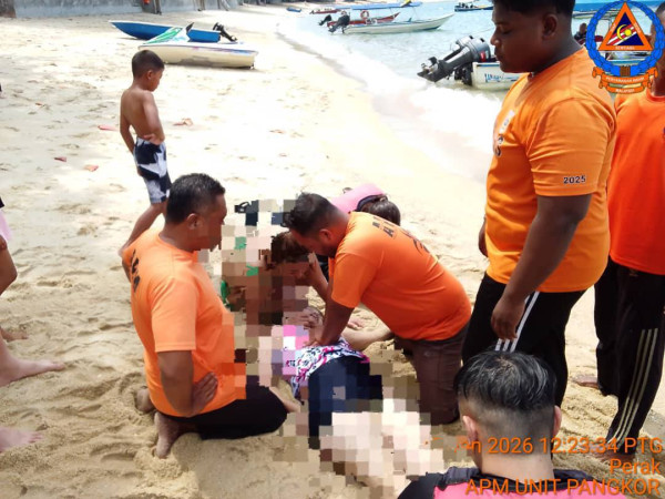 潛水勝地女遊客「面朝下」詭異漂浮 船夫跳海急救無效氣絕 專家籲出海必做5件事 