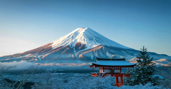 內地男無視封山令「硬闖富士山」滑倒求救!日本擬收費制救援不再免費