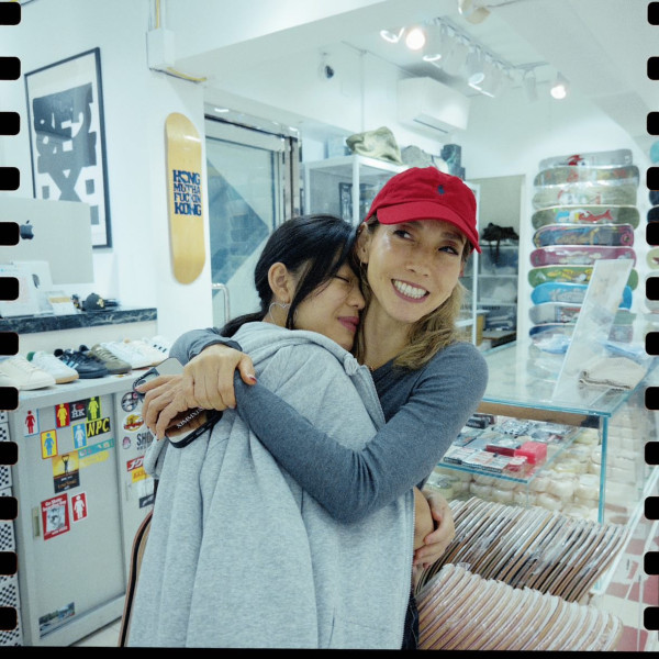 廿四味Brian「燒鵝都dope」爆紅成潮語王！身份起底原來係隱形富豪 老婆女兒背景極驚人