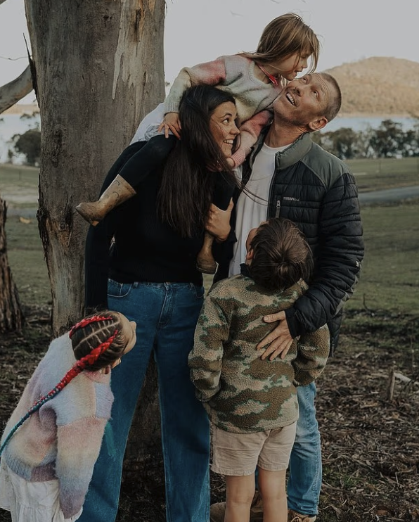 腸癌年輕化｜39歲三孩爸爸出現2大警號求醫！一原因被指毋須檢查！確診已屬末期終離世！附腸癌早期5大常見症狀