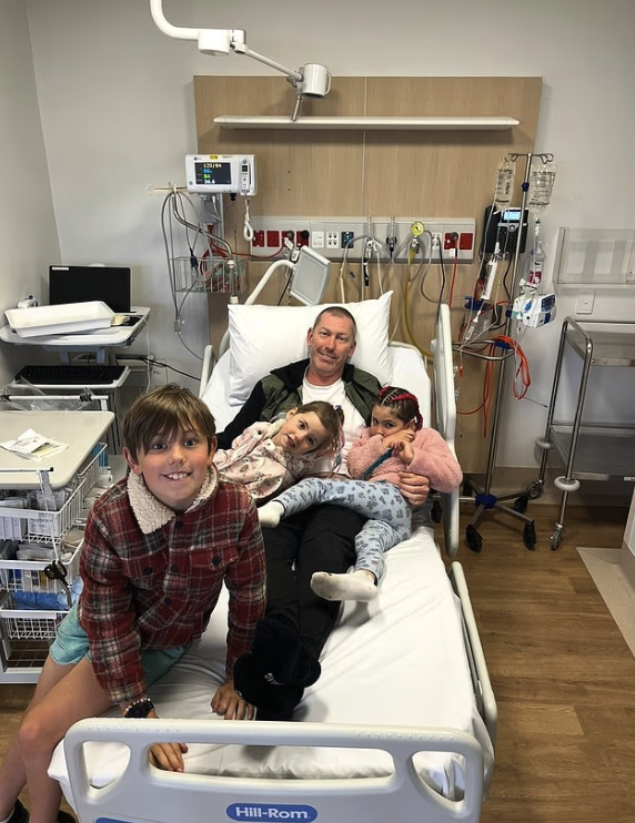 腸癌年輕化｜39歲三孩爸爸出現2大警號求醫！一原因被指毋須檢查！確診已屬末期終離世！附腸癌早期5大常見症狀