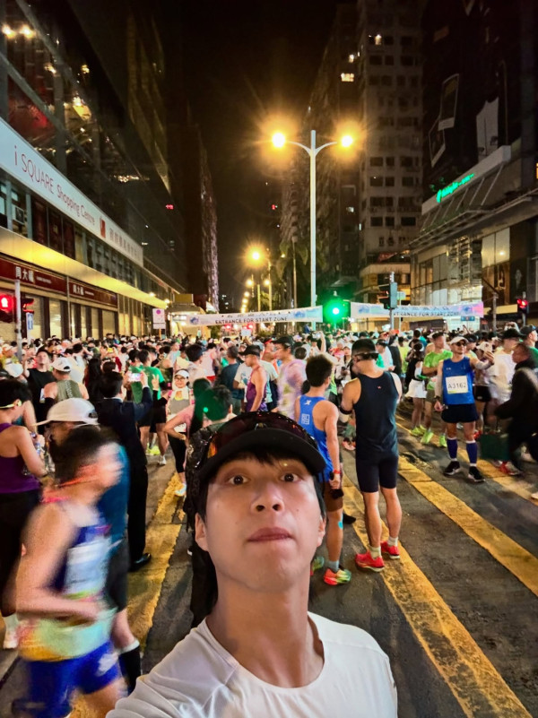 吳業坤當眾開黃腔講有味笑話嚇窒全場 王敏奕聽到後呢個即時反應遭瘋傳