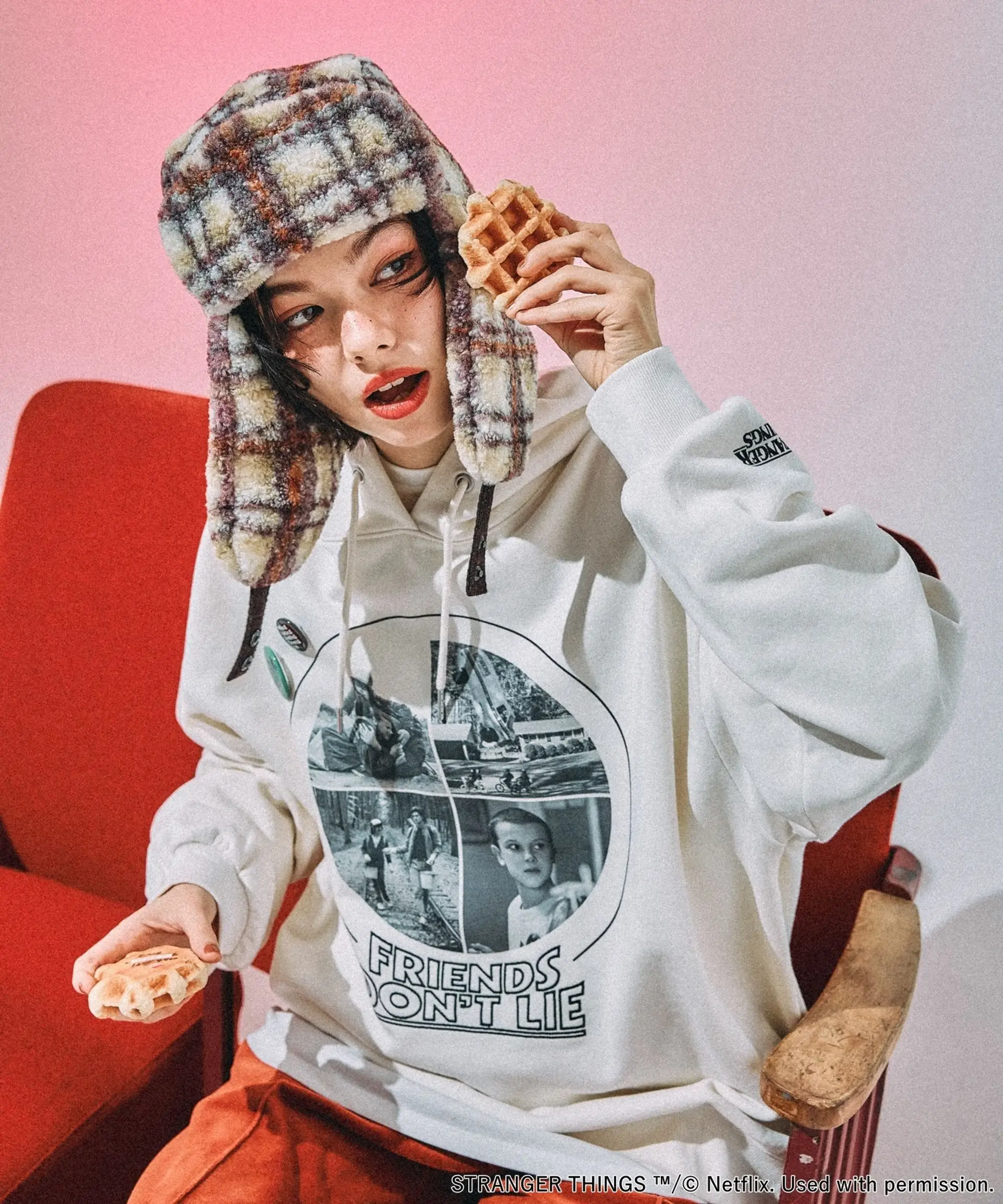 《Stranger Things》X niko and...第二彈新品上架！美式復古衛衣/牛仔褸/小袋掛飾$69起