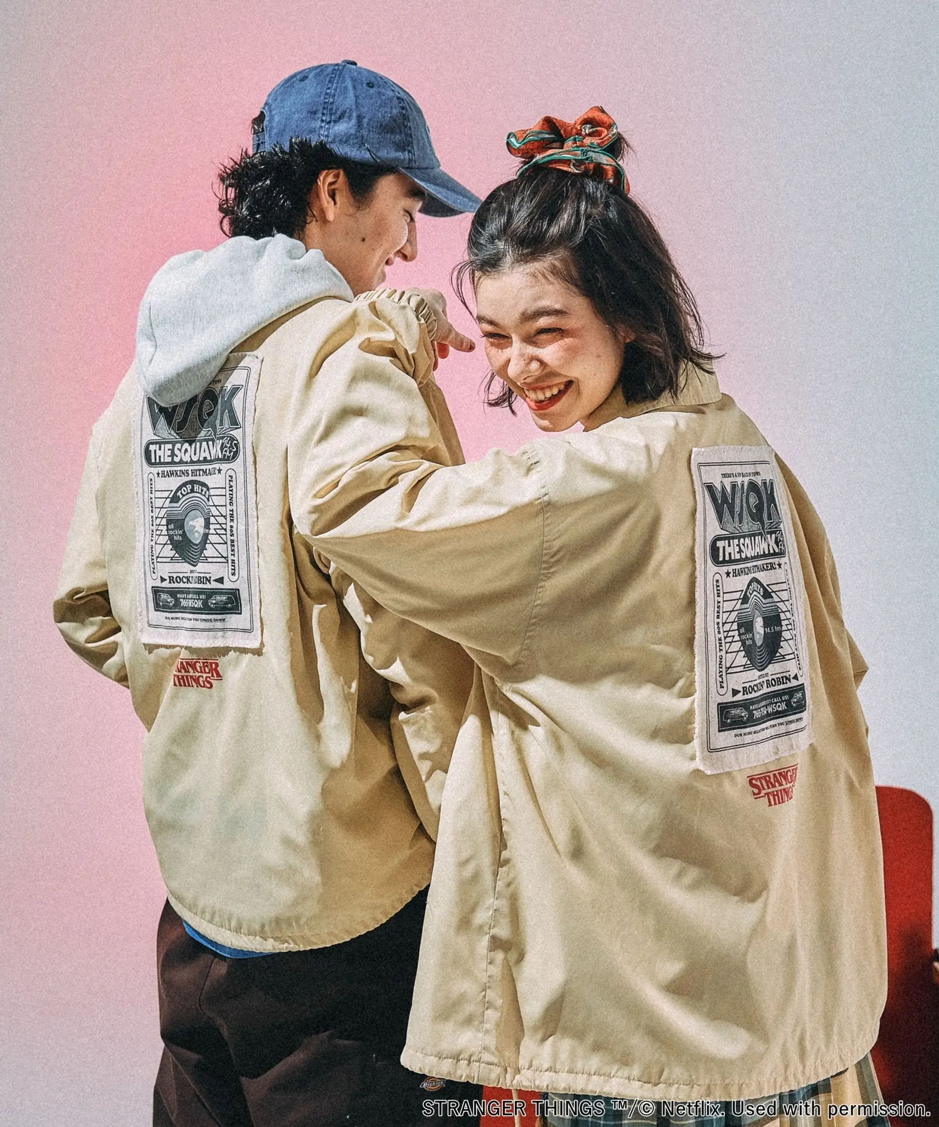 《Stranger Things》X niko and...第二彈新品上架！美式復古衛衣/牛仔褸/小袋掛飾$69起