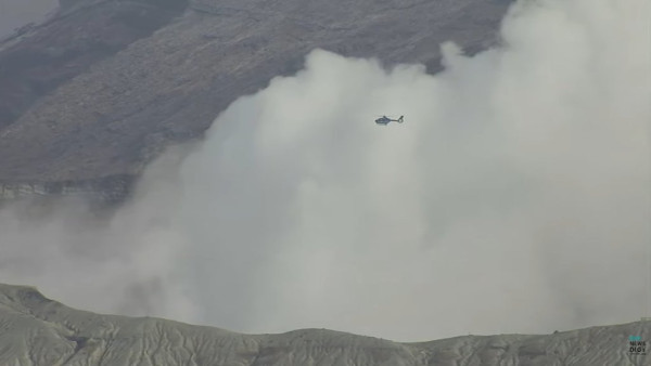 日本阿蘇火山失事直升機殘骸相片曝光 機上共載有3人包括兩台灣遊客 