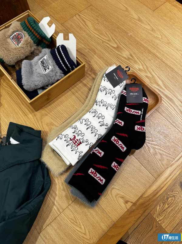 《Stranger Things》X niko and...第二彈新品上架！美式復古衛衣/牛仔褸/小袋掛飾$69起