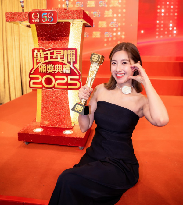 陳自瑤一炮過狂晒8張純天然童年照 15歲厚重瀏海青澀曝光！唯一變化震驚網民