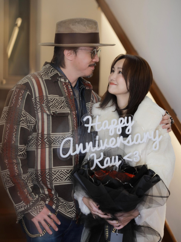 張繼聰謝安琪結婚19週年愛的宣言超肉麻 寵妻界天花板閃盲網民：冇人贏到你