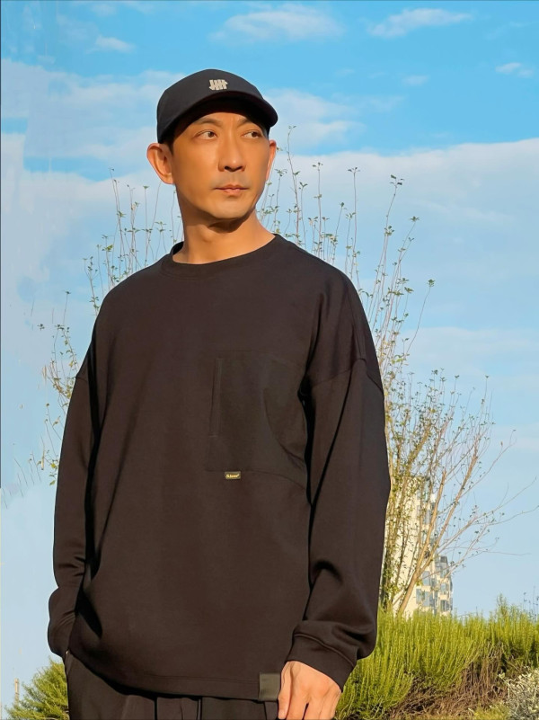 李璨琛教7歲大女李元元做呢一件事惹爭議 被網民狠批教壞細路：唔好笑！