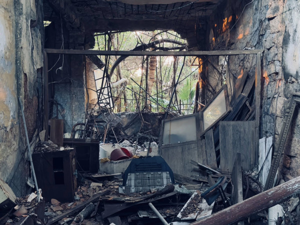 長洲百年「幽靈醫院」內部曝光！荒廢30年如鬼域　網民：門口望過但唔敢入去