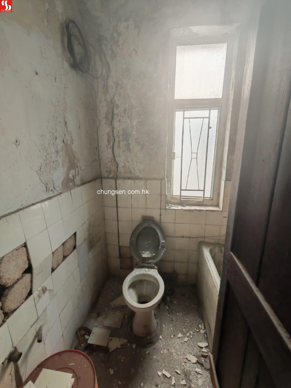 土瓜灣銀主盤290萬開拍！博收購失敗 唐樓高層慘變「廢墟」！網民直言唔敢住：阿富汗風情？