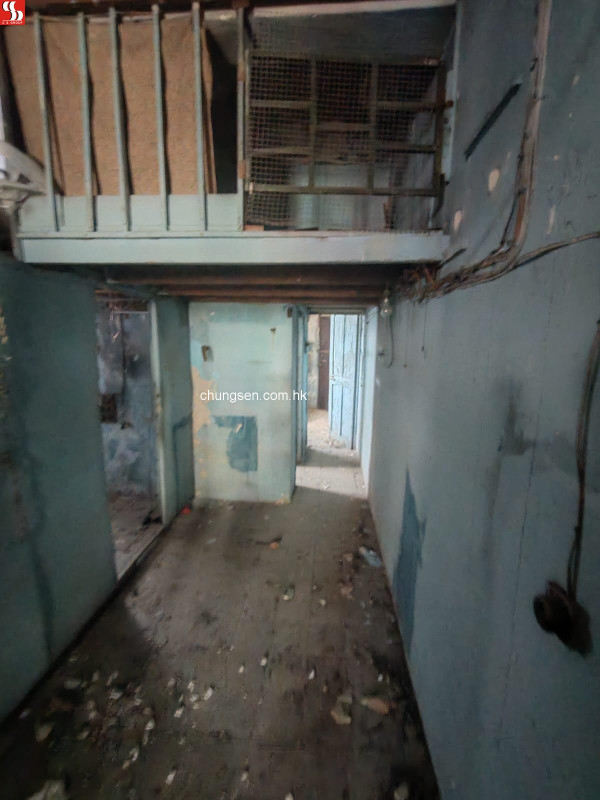 土瓜灣銀主盤290萬開拍！博收購失敗 唐樓高層慘變「廢墟」！網民直言唔敢住：阿富汗風情？