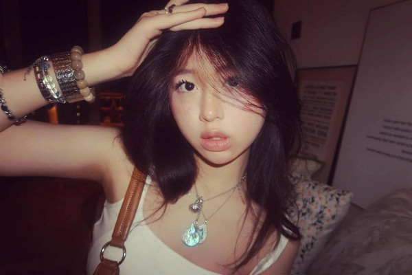 王浩信13歲女兒與男友拍拖錫錫相流出！正面樣激罕曝光仲靚過陳自瑤出道時