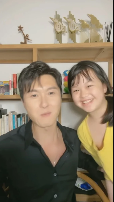 王浩信13歲女兒與男友拍拖錫錫相流出！正面樣激罕曝光仲靚過陳自瑤出道時