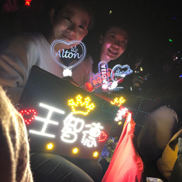 《高朋滿座》「高B」淡出娛圈10年近況曝光!驚揭原來係呢位MIRROR成員家姐?