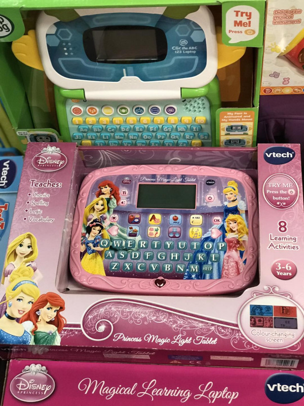 銅鑼灣時代廣場嬰童服飾/育兒產品開倉低至1折!$39起買新年應節衫/冬季服裝/厚外套/水樽水壺/玩具/圖書