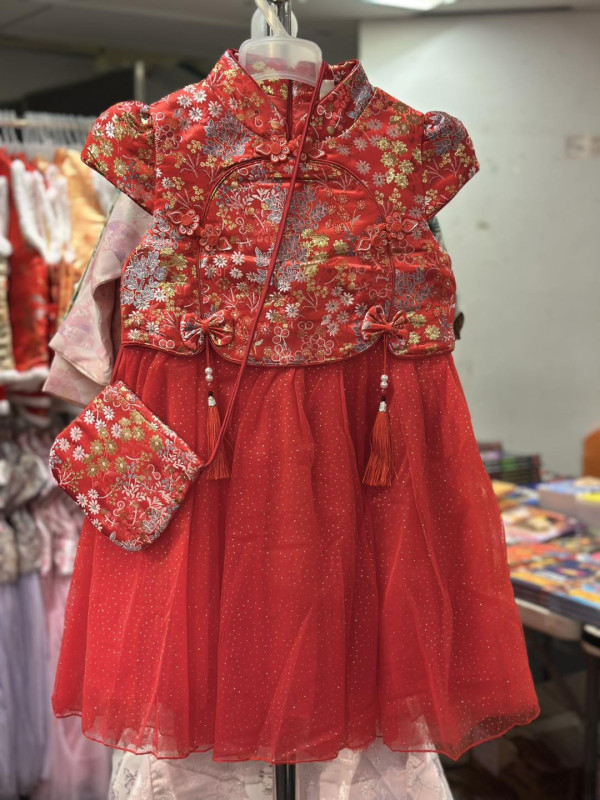 銅鑼灣時代廣場嬰童服飾/育兒產品開倉低至1折!$39起買新年應節衫/冬季服裝/厚外套/水樽水壺/玩具/圖書