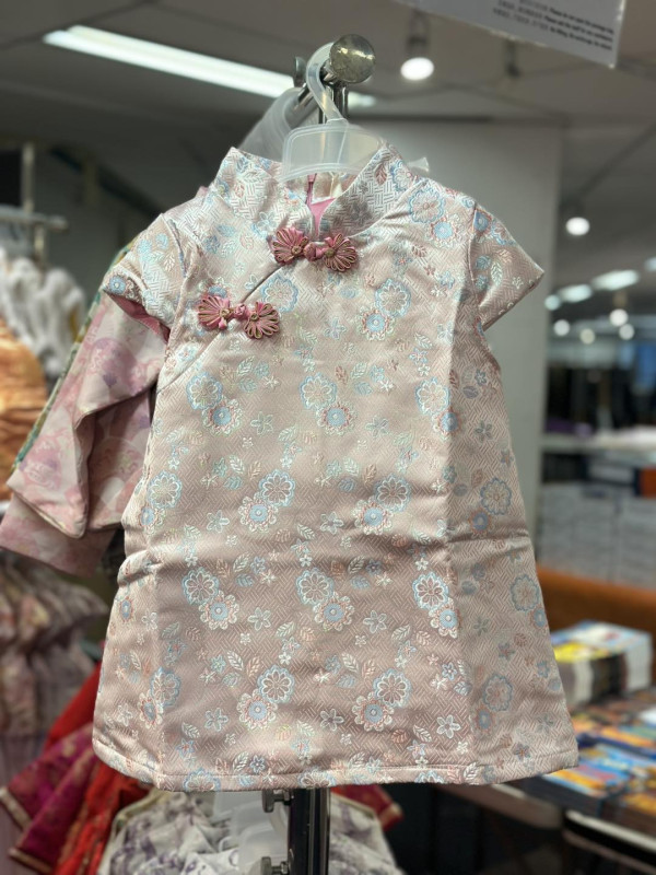 銅鑼灣時代廣場嬰童服飾/育兒產品開倉低至1折!$39起買新年應節衫/冬季服裝/厚外套/水樽水壺/玩具/圖書