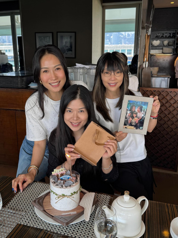 前港姐季軍淡出娛圈15年近照曝光!嫁身家過億飲食大亨移居加國做少奶奶