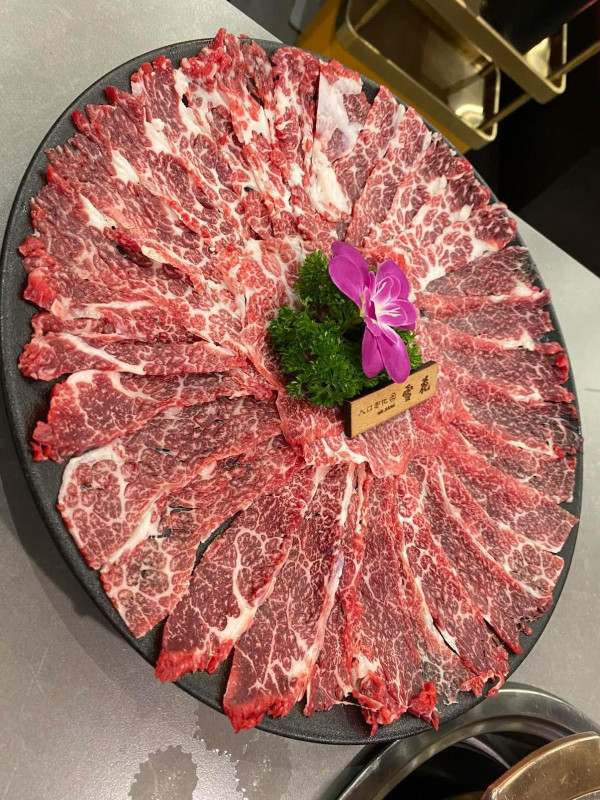 深圳食飯平?港男獨食8碟牛0呻笨 怒轟滾完無肉食!北上搵食防伏3招