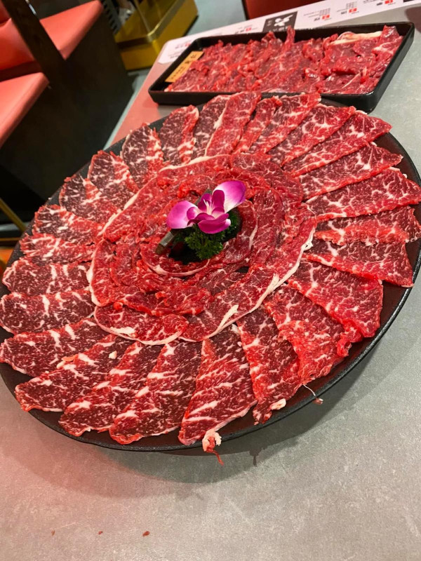 深圳食飯平?港男獨食8碟牛0呻笨 怒轟滾完無肉食!北上搵食防伏3招