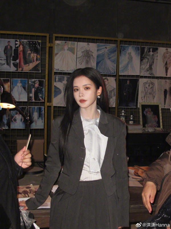 宋威龍出道11年緋聞女友逐個數！16歲初戀親密照曝光  身高185成新頂流男神