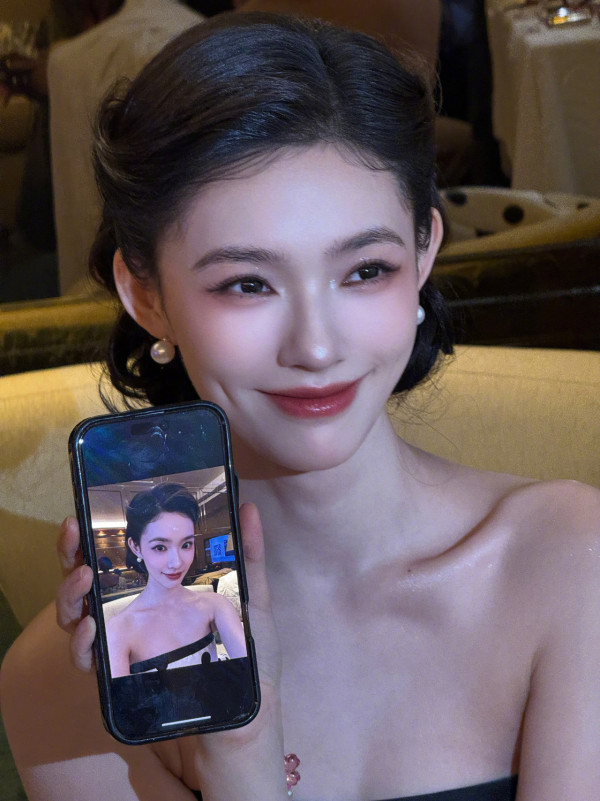 宋威龍出道11年緋聞女友逐個數！16歲初戀親密照曝光  身高185成新頂流男神