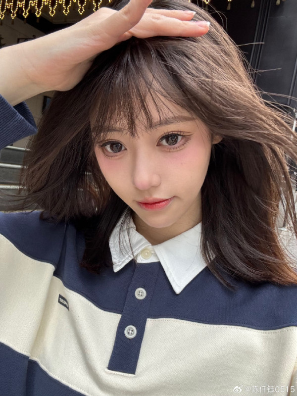 宋威龍出道11年緋聞女友逐個數！16歲初戀親密照曝光  身高185成新頂流男神