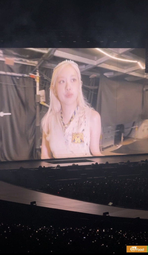 現場直擊BLACKPINK啟德演唱會！Rosé後台吃播大歎港式奶茶/雞蛋仔/咖哩魚蛋津津有味 