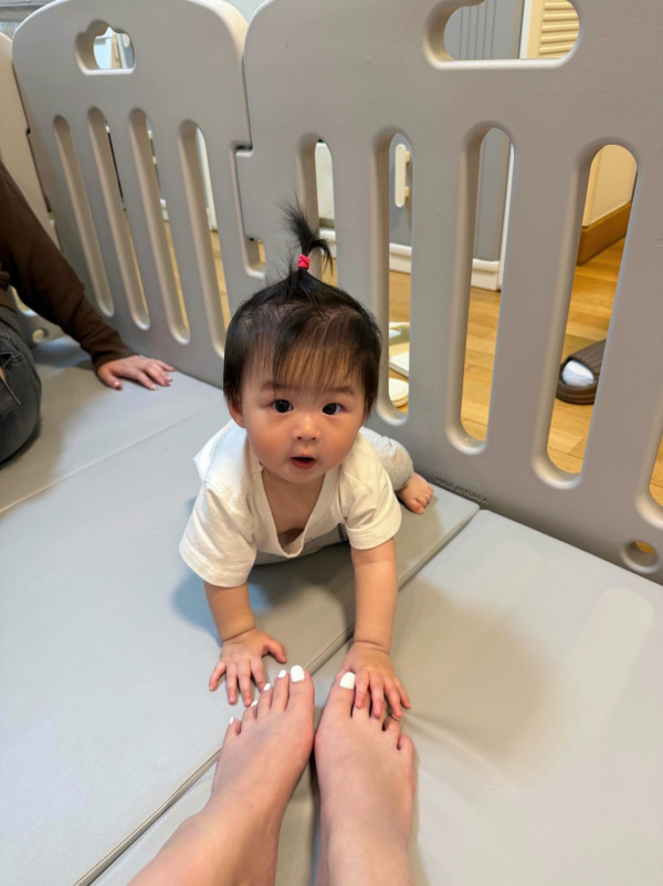 兒童節目主持離巢TVB驚爆秘密誕女！神隱一年半抱B照曝光：掛住夜夜笙歌