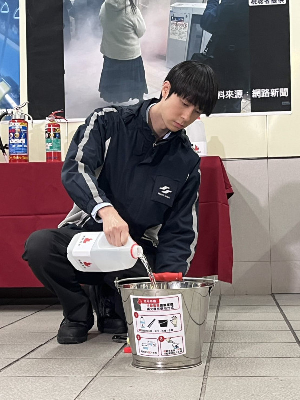 遊台注意!台北捷運籲旅客車廂內禁用尿袋 事隔1日後發聲明道歉:不會勸阻或制止