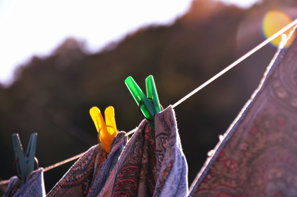 枕頭床單比馬桶污糟幾千倍！專家揭每晚與百萬塵蟎共眠　含16種真菌恐致肺感染：必學2招除蟎保健康