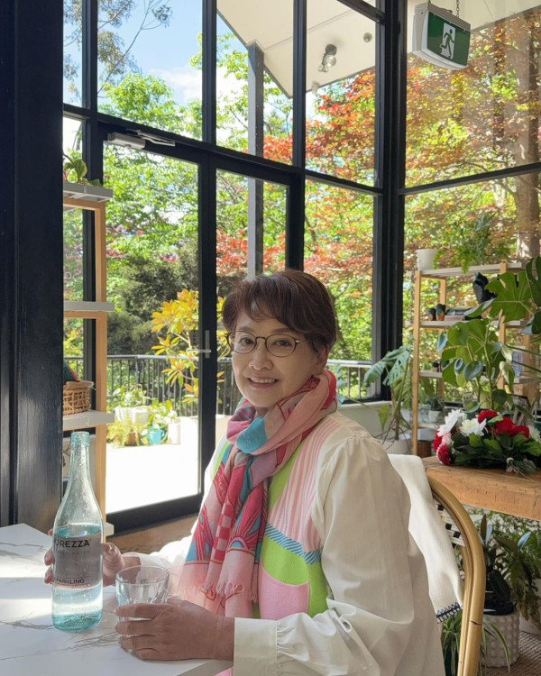 前港姐季軍驚爆入院切除整個子宮 素顏病床照曝光自嘲：唔會生得出