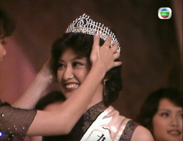 前港姐季軍驚爆入院切除整個子宮 素顏病床照曝光自嘲:唔會生得出