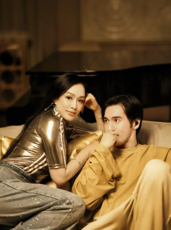 照片來源:小紅書@朝朝爱时尚 照片來源:小紅書@朝朝爱时尚