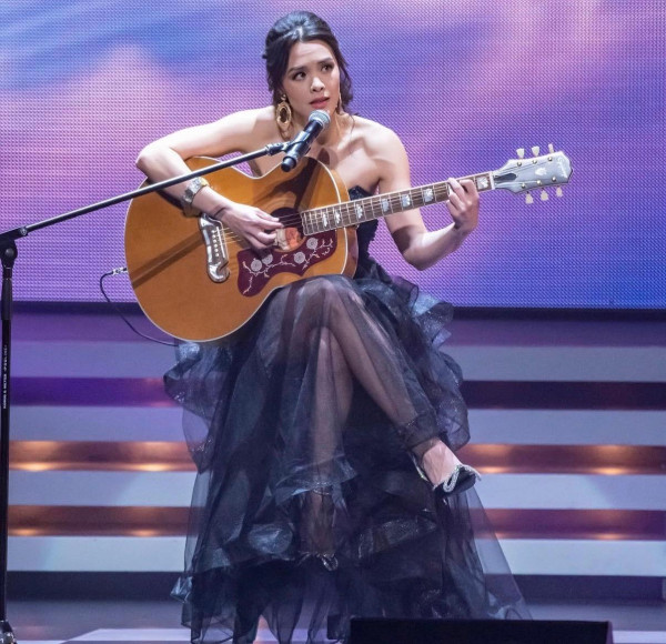 照片來源:Instagram@yasmineross_ 照片來源:Instagram@yasmineross_