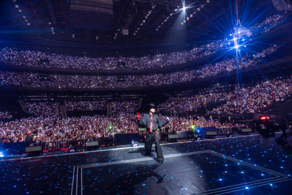 陳小春《生旦淨末丑》澳門站寶刀未老 致敬恩師羅文 預告2.0華麗升級四面台