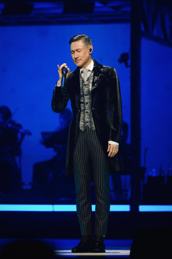 《張學友 60+ 巡迴演唱會香港終章》創324場記錄 台下星光熠熠見證歌神突破歲月界限