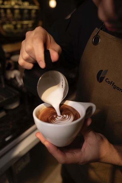 灣仔合和羅馬風洞穴Cafe全新開幕 世界冠軍聯手出品日啡夜酒/全天候寵物友善戶外花園