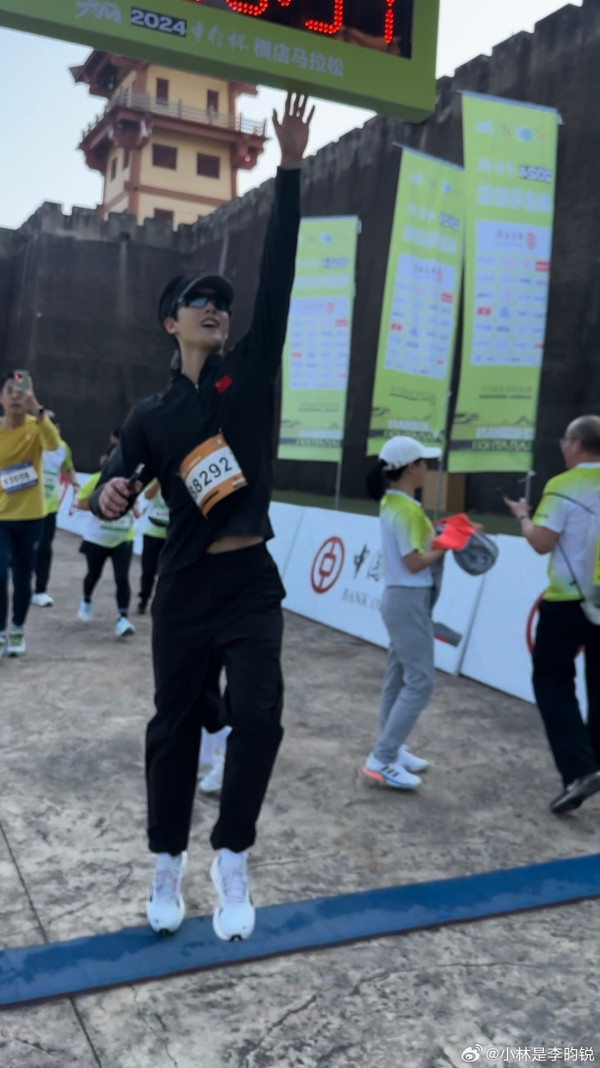 古裝陸劇男神李昀銳7件不為人知的事！曾入國家籃球隊被粉絲封「薄肌男神」